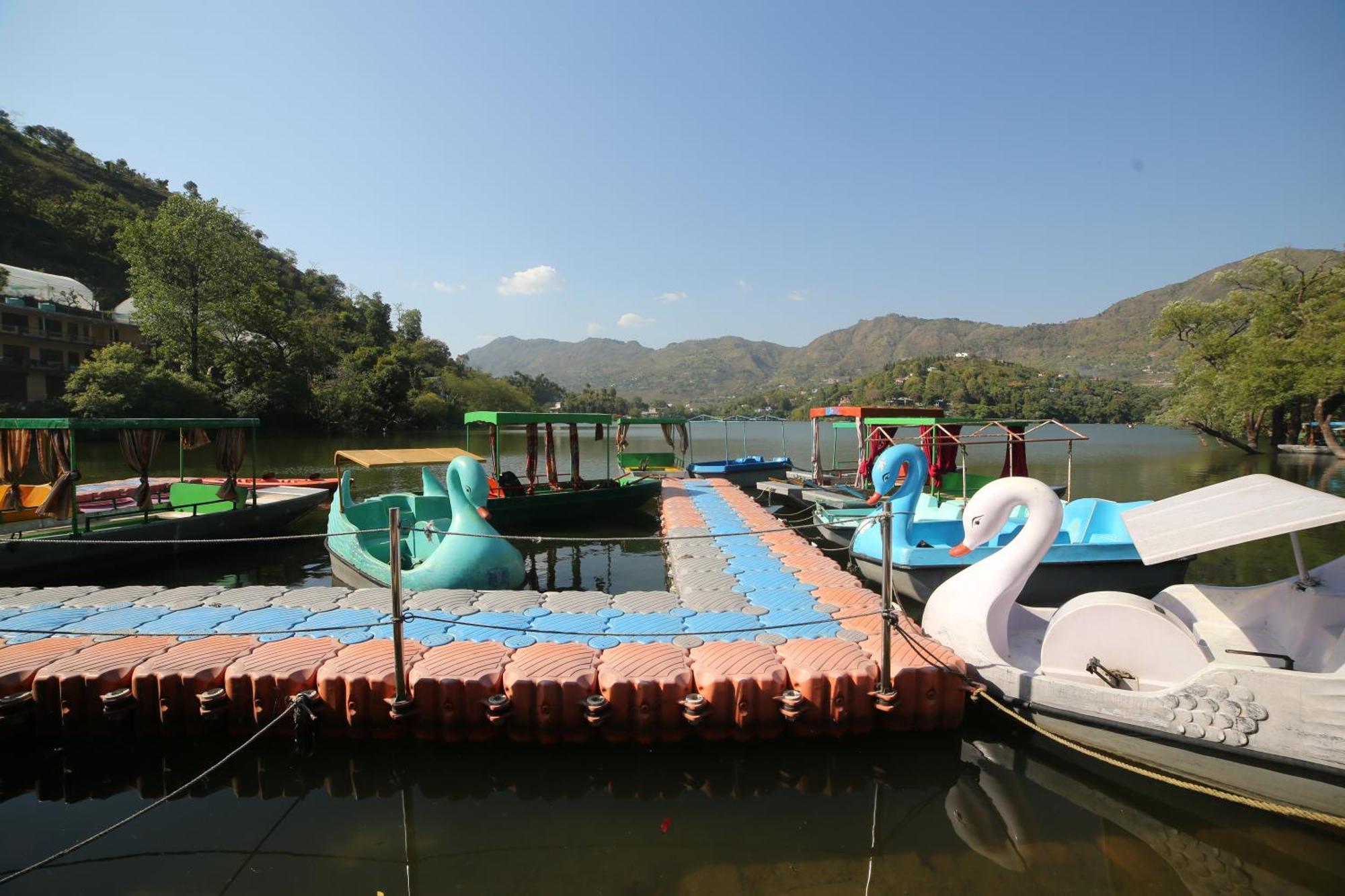 Royal Rosette Lake View Bhimtal Nainital Esterno foto